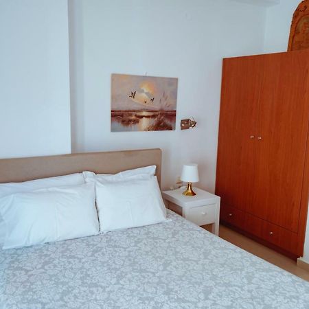Sun Βy Τhe Sea 100M From The Beach Apartment Agia Pelagia  Exterior photo