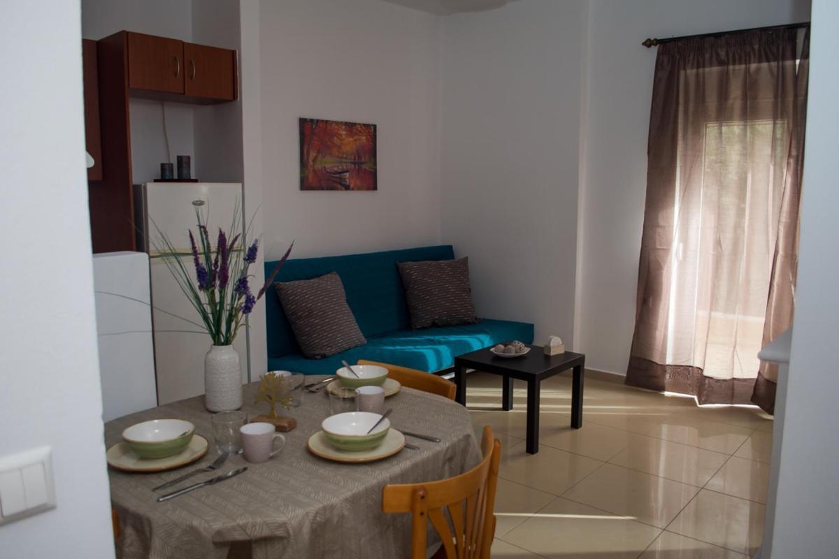 Sun Βy Τhe Sea 100M From The Beach Apartment Agia Pelagia  Exterior photo