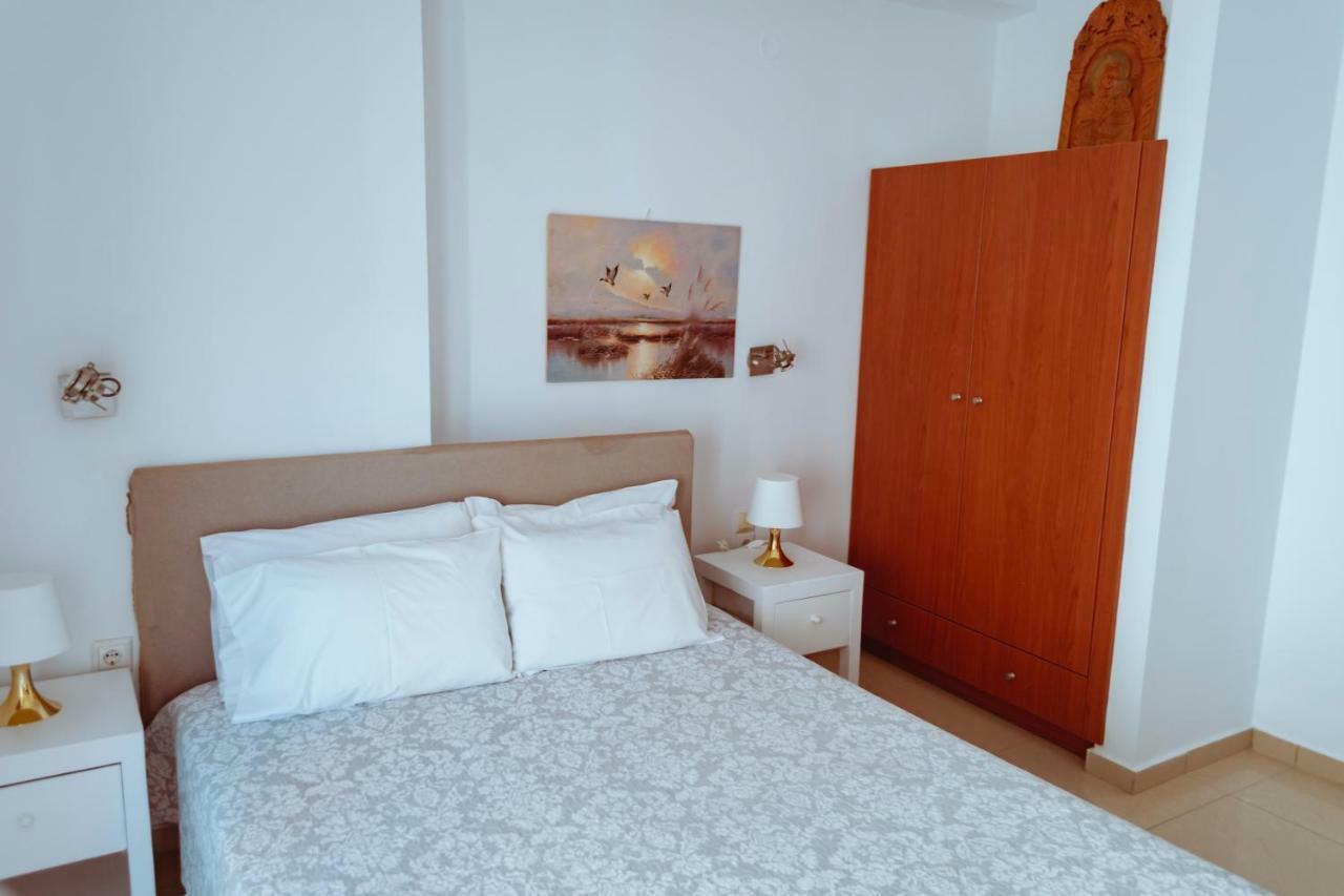 Sun Βy Τhe Sea 100M From The Beach Apartment Agia Pelagia  Exterior photo