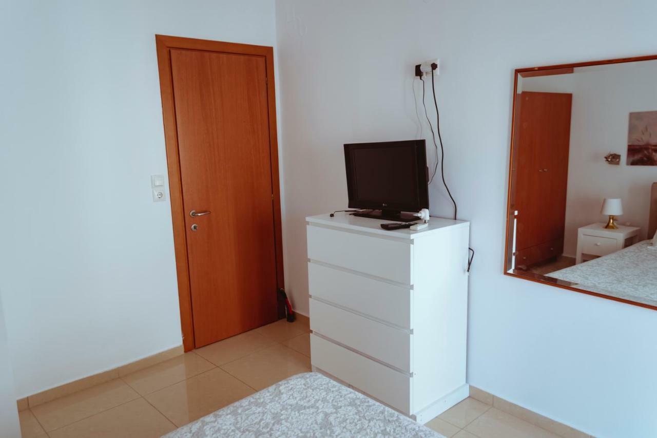 Sun Βy Τhe Sea 100M From The Beach Apartment Agia Pelagia  Exterior photo